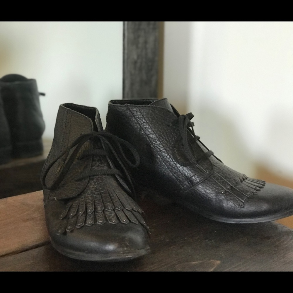 Shellys London Black Fray Witch Boots Size 9 Lace